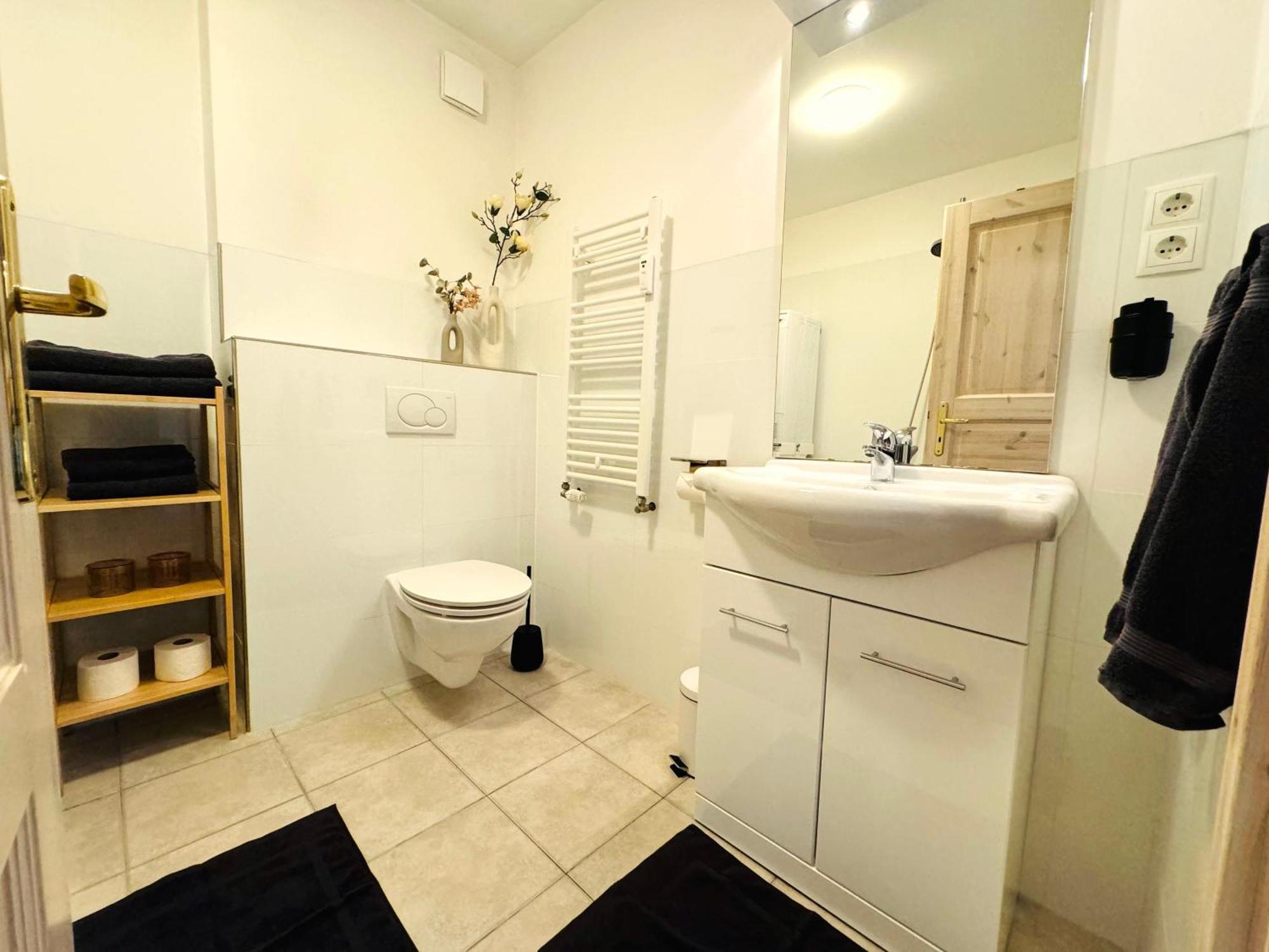 Superhosts Zentrum - Parkplatz - Badewanne - Netflix - Kaffee BRE 外观 照片